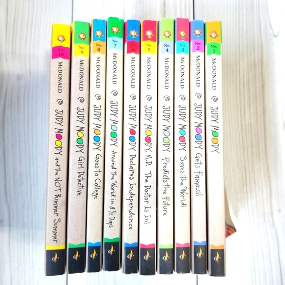 Judy Moody #1-10 books collection - Picture 4 of 16